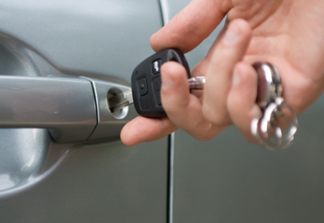 C Mo Abrir La Puerta Del Coche Si Te Dejas Las Llaves Dentro